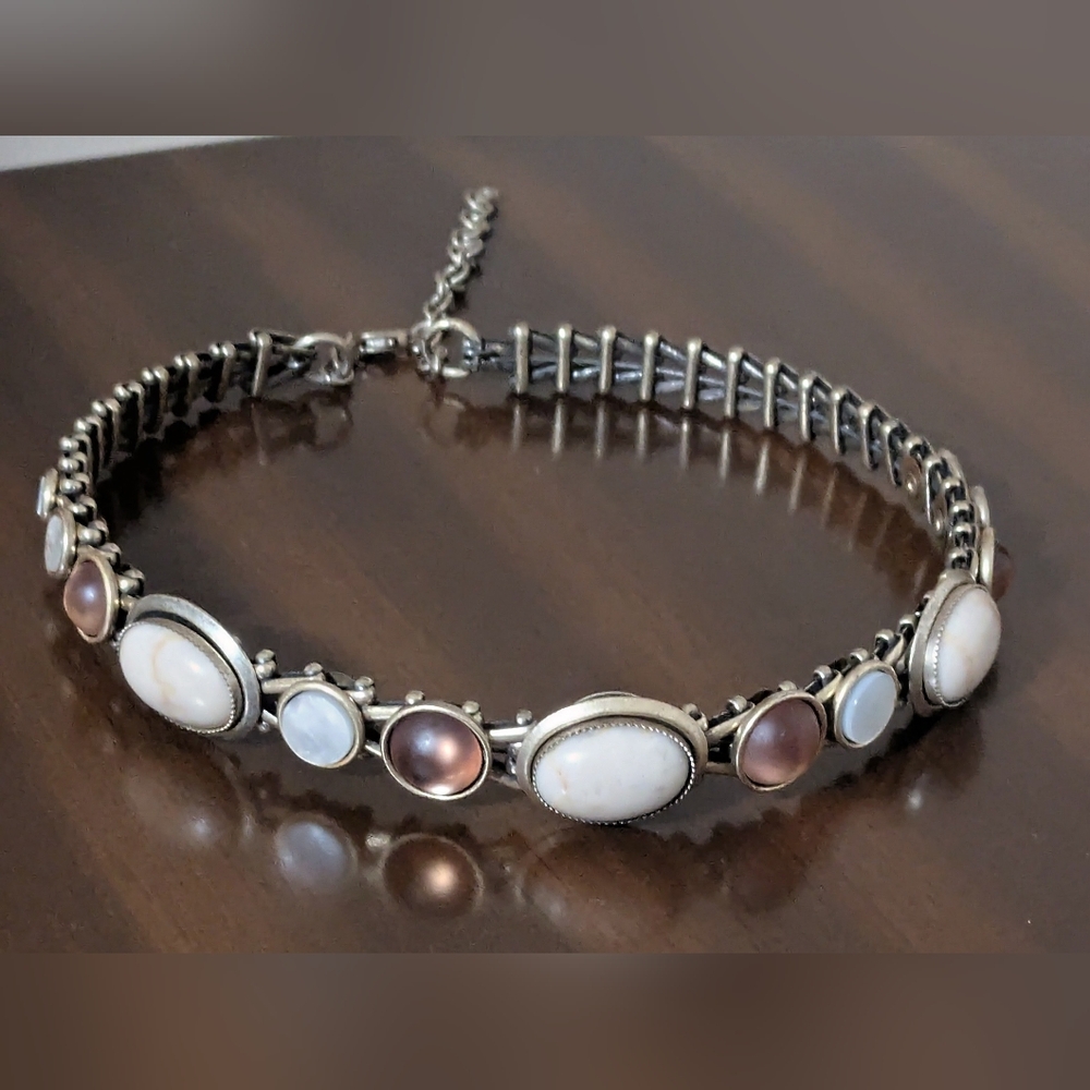 Women's Stone Choker
